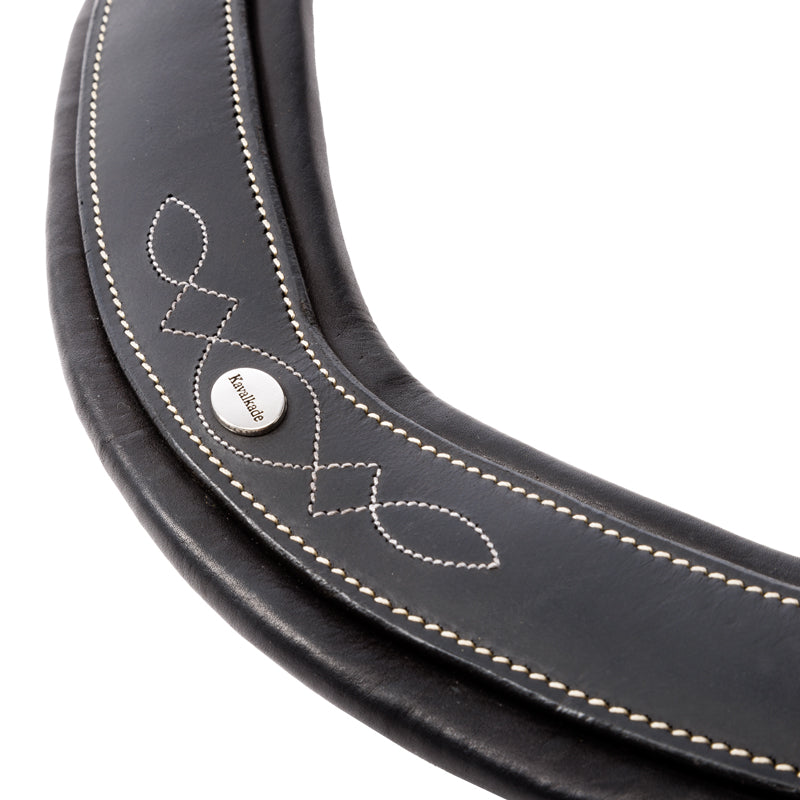 Close-up view of the Black Kavalkade Jerome Breastplate on a white background