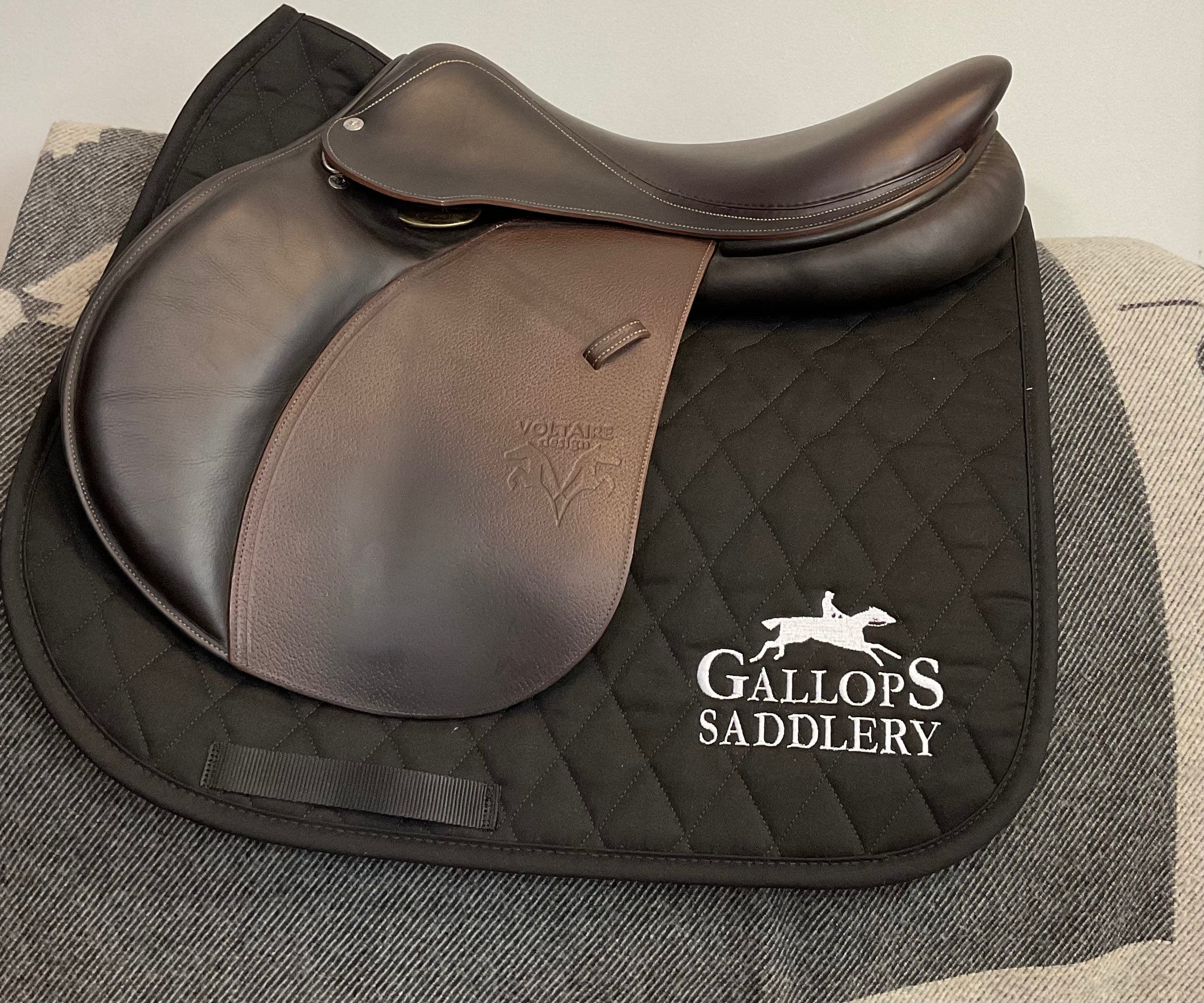 Voltaire Palm Beach Jump Saddle